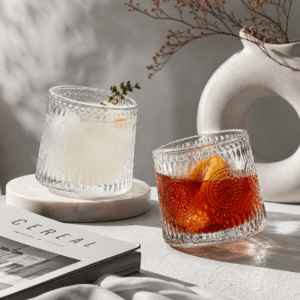 Emblem Spinner Drinking Glass
